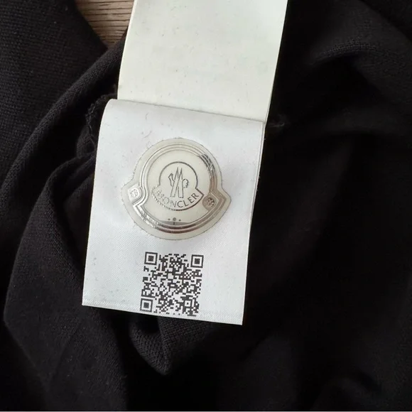 NEW Moncler Logo Patch Cotton Polo Shirt - Picture 10 of 14